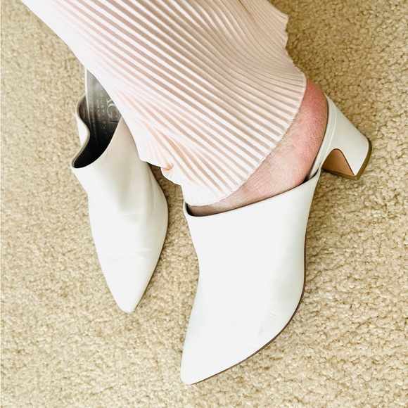 AGL Mule Heels Women size (9) 39.5 Off White Leather Pointed Toe Slide Shoes - Picture 4 of 9